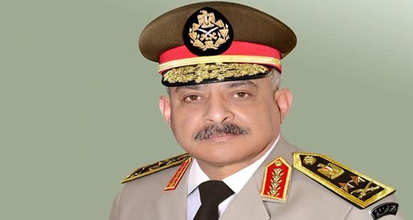 الفريق أول عبدالمجيد صقر ينيب قادة الجيوش والمناطق لوضع أكاليل الزهور على قبر الجندى المجهول 