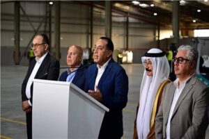 مدبولي: المنطقة الاقتصادية لقناة السويس جذبت استثمارات خارجية بـ11 مليار دولار