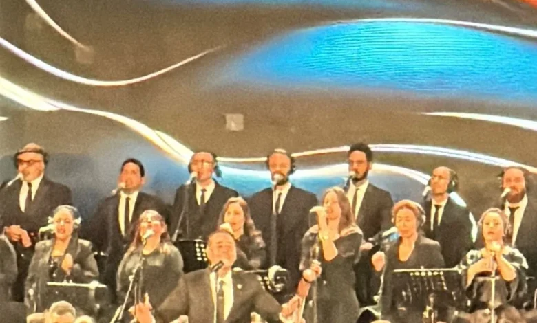 مدحت صالح يتألق بأغنية أنت عمرى لأم كلثوم  و3 سلامات ياوحشنى ويرفع شعار كامل العدد 