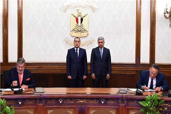 مدبولى :نعمل على زيادة عدد الغرف الفندقية بالشراكة مع القطاع الخاص لدعم السياحة