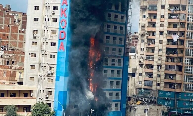 ندب خبراء الأدلة الجنائية ولجنة هندسية لمعاينة حريق مستشفى راقودة بـ كرموز 