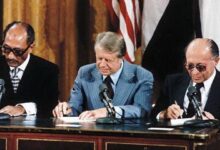السيسي عن السادات: "هزمت خصومك وأنت مش موجود"