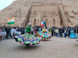 مدينة أبوسمبل تتزين للاحتفال بـ تعامد الشمس.. محافظ أسوان يوجه بتزيين المدينة السياحية لاستضافة الأفواج 