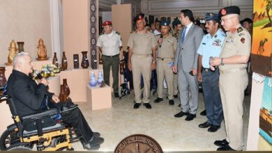 القوات المسلحة تنظم معرضا فنيا لإبداعات المحاربين القدماء