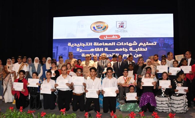 إدارة التجنيد والتعبئة تقدم التيسيرات التجنيدية لأبناء الوطن من ذوى الهمم بعدد من المحافظات 