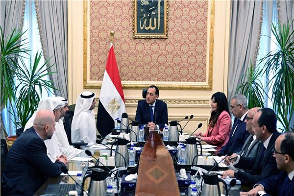 رئيس الوزراء يتابع مستجدات الموقف التنفيذي لمشروع مدينة «رأس الحكمة»