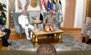 المتحدث العسكرى : رئيس الأركان يلتقى رئيس أركان الدفاع الأسبانى لبحث تعزيز التعاون العسكري