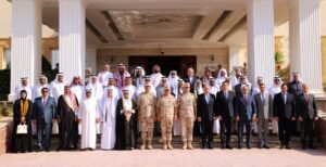 المتحدث العسكرى : قيادة الجيش الثالث الميدانى تستقبل عدداً من شيوخ وعواقل القبائل وأعضاء مجلسى النواب والشيوخ بمحافظتى السويس وجنوب سيناء