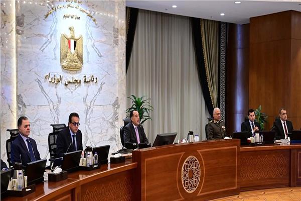 مجلس الوزراء يوافق على 12 قرارا خلال اجتماعه الأسبوعى.. 