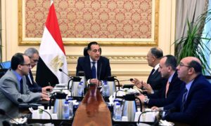 "مدبولي" يتابع ملفات عمل المركز الوطني لتخطيط استخدامات أراضي الدولة