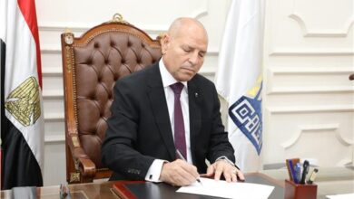 محافظ القاهرة: إلزام كافة المحلات بوضع صندوق قمامة وغرامة خمسة الاف جنيه لعدم التنفيذ ومهلة اسبوعين 