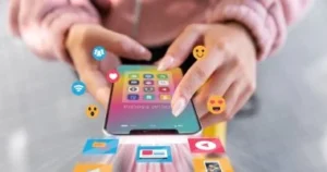 أسوشيتد برس : الدنمارك تخطط لتقييد استخدام المراهقين لوسائل التواصل الاجتماعى 