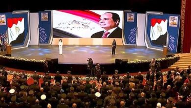 الرئيس السيسى يشاهد فيلما تسجيليا عن مسيرة المعرض الدولى للصناعات الدفاعية