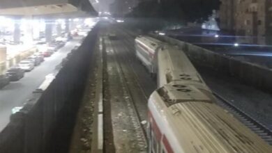 عربات قطار روسي تخرج عن القضبان بمحافظة الجيزة