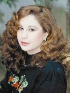 وفاة أشرقت الدراما المصرية الفنانة سمية الألفي 