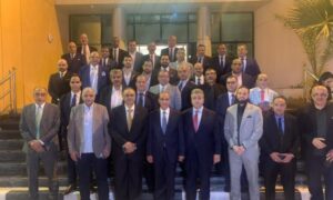 عبد العاطي يعرب عن تقدير الدولة للدور المهم الذي يقوم به أبناء الجالية المصرية 