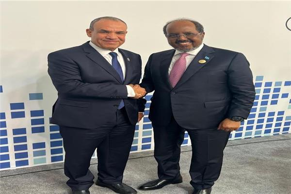 على هامش منتدى الدوحة... وزير الخارجية يؤكد اعتزاز مصر بعمق الروابط التاريخية والعلاقات مع الصومال 
