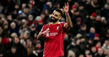 محمد صلاح يحتفي بإنجازه التاريخي مع ليفربول