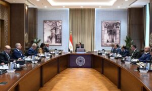 رئيس الوزراء يتابع أنشطة ومشروعات العربية للتصنيع في مجال الصناعات المدنية 