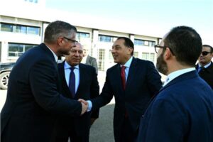 رئيس الوزراء يشهد افتتاح مصنع «ليوني مصر» لضفائر السيارات بمدينة بدر 