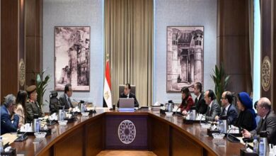 مدبولى خلال اجتماعه مع وزير الصحة السيسي يوجه ببدء تنفيذ مدينة العاصمة الطبية للمستشفيات والمعاهد التعليمية للبحوث والتدريب 