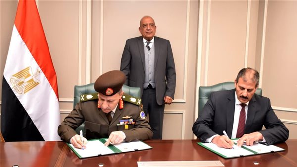 المتحدث العسكرى :إدارة الإشارة للقوات المسلحة توقع بروتوكول تعاون مع وزارة الكهرباء والطاقة المتجددة