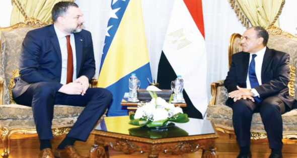 وزير الخارجية: مصر تقدر عاليا جهود الرئيس الأمريكي لإحلال الأمن بالمنطقة وحريصة على تعزيز علاقاتها الثنائية مع البوسنة