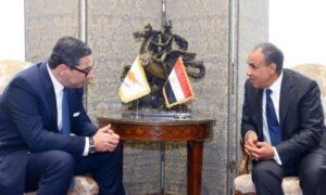 "عبدالعاطي"يؤكد لنظيره القبرصي أهمية تعزيز التعاون فى ملف الطاقة بالشرق الأوسط 