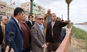 محافظ الإسماعيلية يتفقد أعمال تطوير كورنيش القصاصين وميدان الزعيم أحمد عرابي