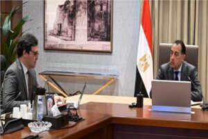 رئيس الوزراء يستعرض الموقف التنفيذي لتطوير قصور الثقافة 