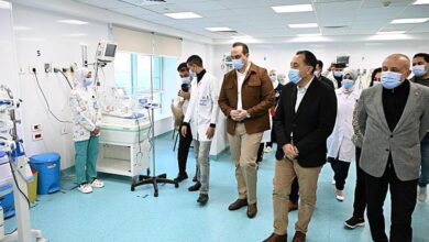 من الاقصر رئيس الوزراء يتفقد مستشفى الكرنك الدولي ..مشروعات متكاملة لأهالى الصعيد لتحسين الخدمات وترسيخ قيم العدالة الاجتماعية