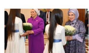 السيدة انتصار السيسي ترحب بزيارة قرينة رئيس جمهورية تركيا 