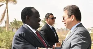 رئيس المخابرات العامة يبحث مع وفد جنوب السودان تطورات الأوضاع وملف مياه النيل 