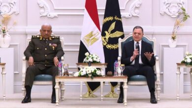 وزير الداخلية يستقبل وزير الدفاع للتهنئة بعيد الشرطة