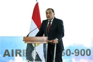 رئيس الوزراء: العقد مع "إيرباص" يشمل توريد 16 طائرة جديدة خلال السنوات المقبلة 