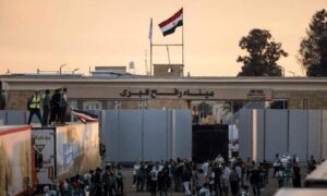 معبر رفح يستقبل دفعة جديدة من الفلسطينيين العائدين من مصر إلى قطاع غزة 