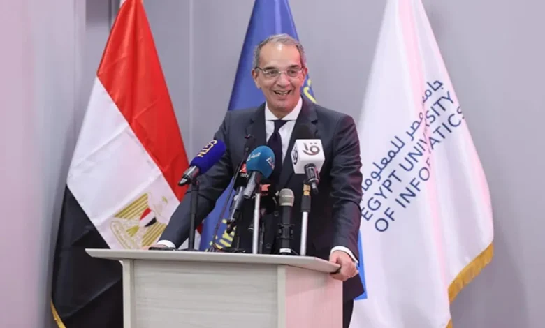 مصر توقع "اتفاقاً تاريخياً" للترددات مع شركات الاتصالات بـ3.5 مليار دولار 