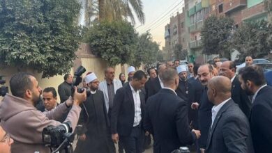 وزير الأوقاف يفتتح مسجدا ويوزع 15 جهاز عروسة لـ "الأولى بالرعاية" في المنيا