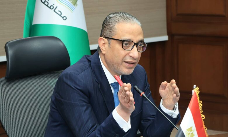 محافظ الجيزة بجولة ليلية يتفقد حالة النظافة والإشغالات بنفق الفكهانية وعثمان محرم وشوارع العمرانية والطالبية ويشدد على تحسين كفاءة العمل