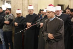 أحمد الجوهري طالب أزهري.. يخطف القلوب في التراويح بالجامع الأزهر 