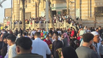 الآلاف يؤدون صلاة عيد الفطر بمسجدا الحصري والاستقامة بالجيزة 