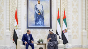 السيسي: أمن الخليج جزء من الأمن القومي المصري.. جولة خليجية للرئيس السيسى لخفض التصعيد بالمنطقة واحتواء تداعيات الحرب.. الرئيس يبحث مع محمد بن زايد التطورات الإقليمية.. يُجدد تضامن مصر مع قطر.. ويؤكد دعم إجراءات الدوحة 