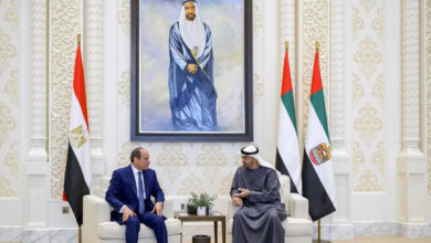 السيسي: أمن الخليج جزء من الأمن القومي المصري.. جولة خليجية للرئيس السيسى لخفض التصعيد بالمنطقة واحتواء تداعيات الحرب.. الرئيس يبحث مع محمد بن زايد التطورات الإقليمية.. يُجدد تضامن مصر مع قطر.. ويؤكد دعم إجراءات الدوحة