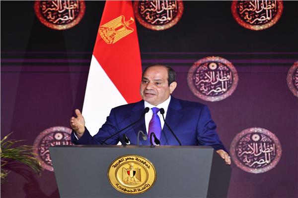 السيسى الحكومة لا تتخذ قرارات دون دراسات والواقع يفرض خيارات صعبة ولسنا بمعزل عما يحدث بالمنطقة ولا نفكر في زيادة العبء على المواطن