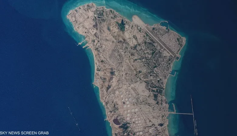 ترامب عينه على جزيرة خرج.. ويتحدث عن خيارات عدة ويسعى بالكذب لمخرج دبلوماسي ووقف الحرب مع إيران