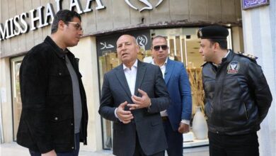 لليوم الثالث.. محافظ القاهرة يقود حملة لازالة الإشغالات والتعديات بشوارع وسط البلد