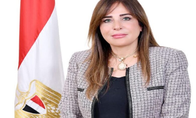 وزيرة الإسكان تتابع سير العمل بعددٍ من الخدمات والمشروعات الجاري تنفيذها بمدينة الفيوم الجديدة 