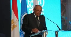 سامح شكري: مصر تقف كتفا إلى كتف مع الدول العربية لحماية الأمن القومي العربي 