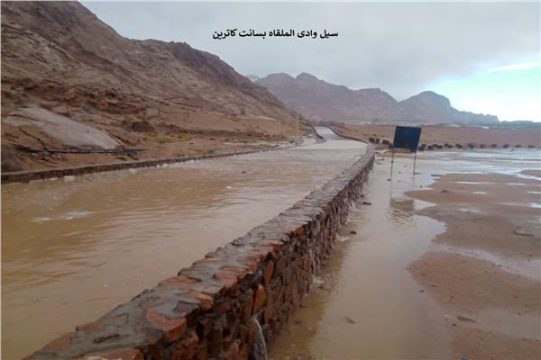 وزير الري يتابع حالة السيول بجنوب سيناء