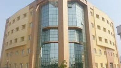 خبير عالمى بالمجمع الطبى للقوات المسلحة بكوبرى القبة فى جراحة الوجه والفكين